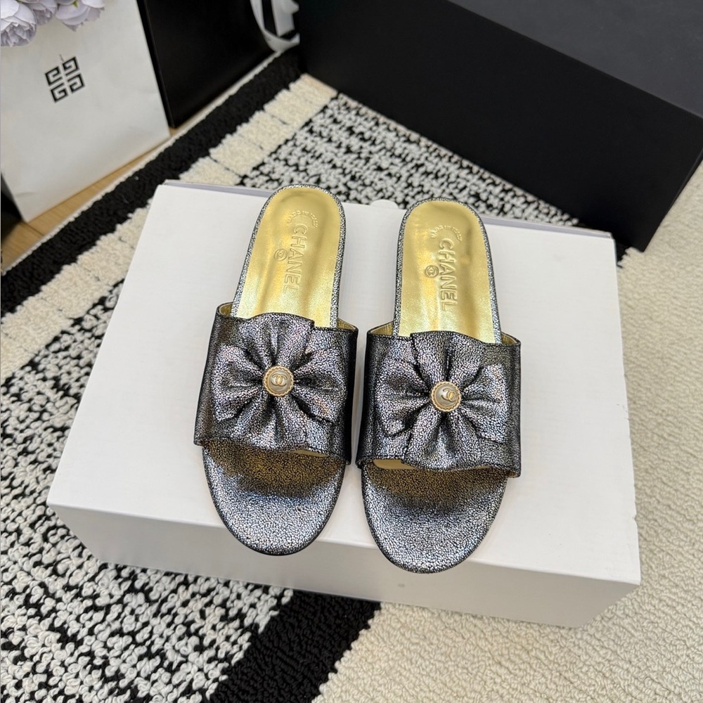 Chanel Black Metallic Leather Bow CC Logo Sandals